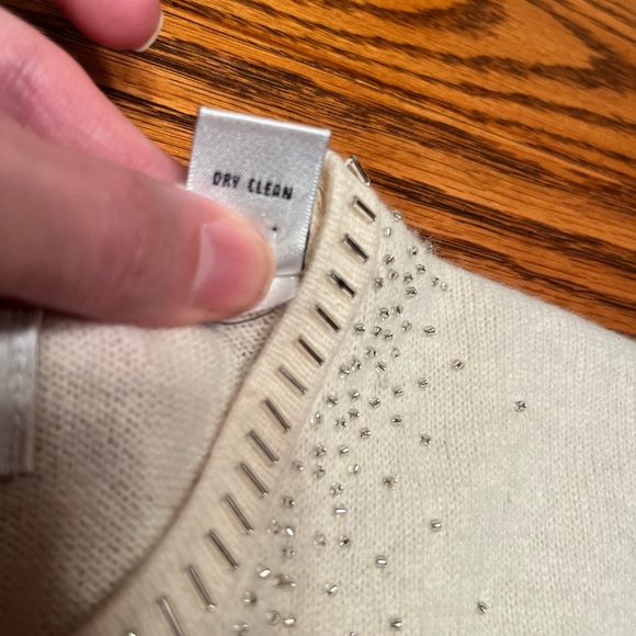 Valerie Steven’s 2 Ply Cashmere Beaded Embellished Sleeveless Sweater Size XL - Picture 13 of 13